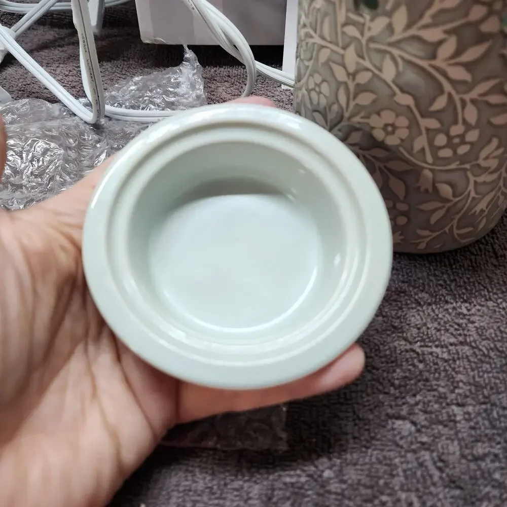 Scentsy Meet in the Meadow Full Size Warmer b54